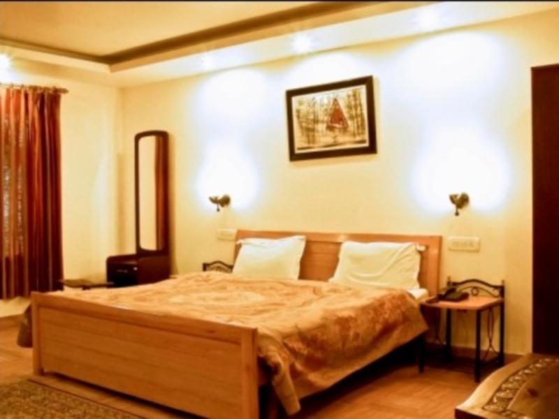 Hotel Emerald Heights Mussoorie Esterno foto