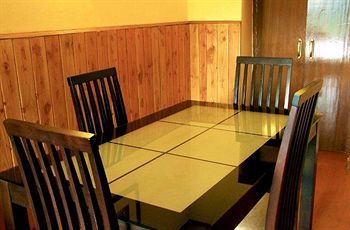 Hotel Emerald Heights Mussoorie Esterno foto